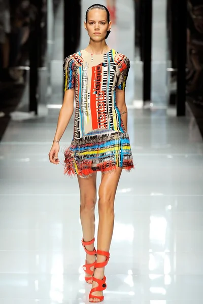Look 37
